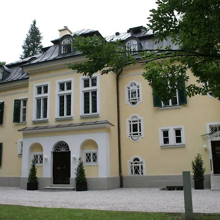 Trapp Hotel 3*